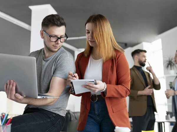 An 50’s camera that takes digital photos